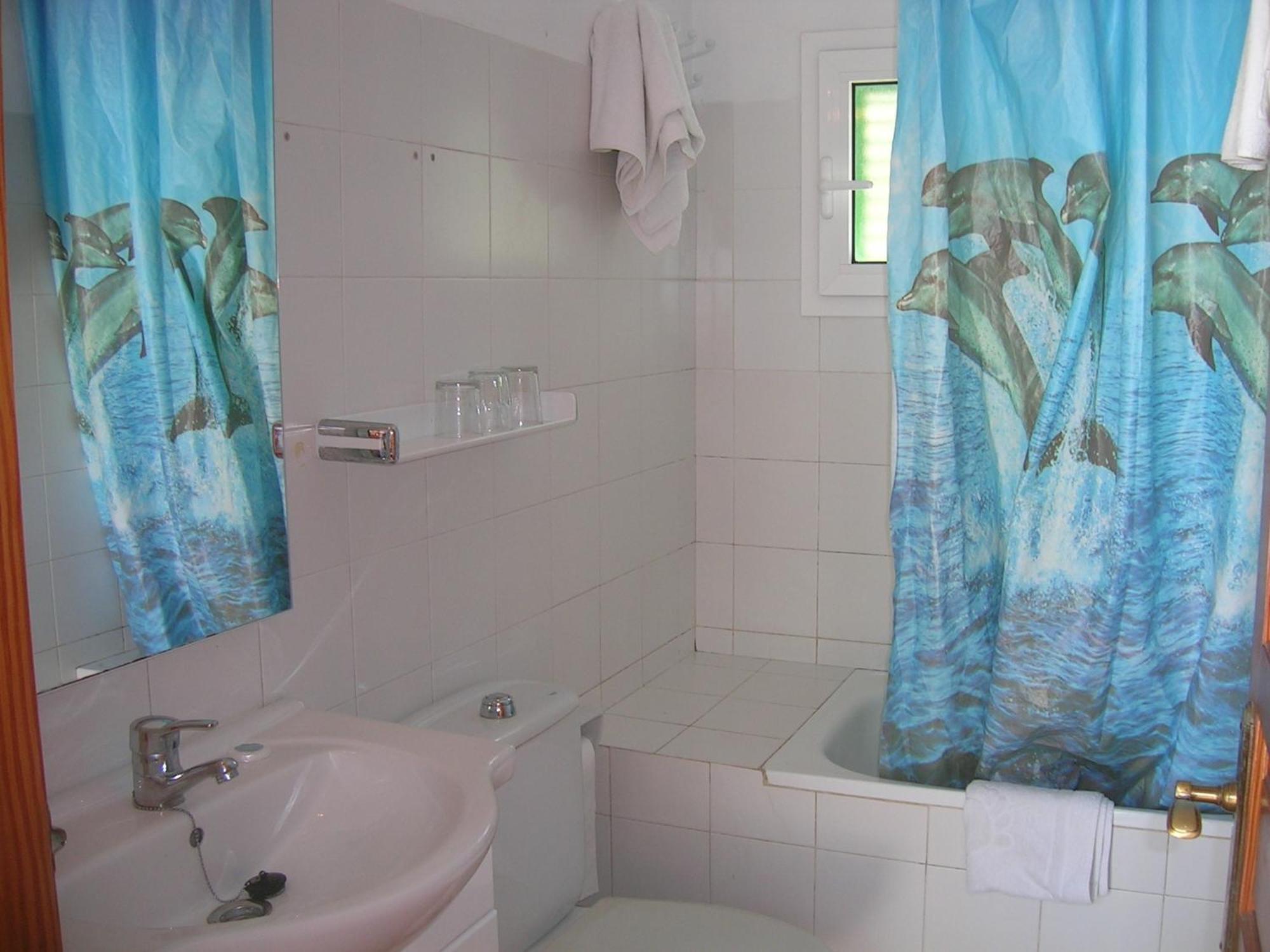 Pension Las Tres Golondrinas Playa DPlaya Des Figueral エクステリア 写真