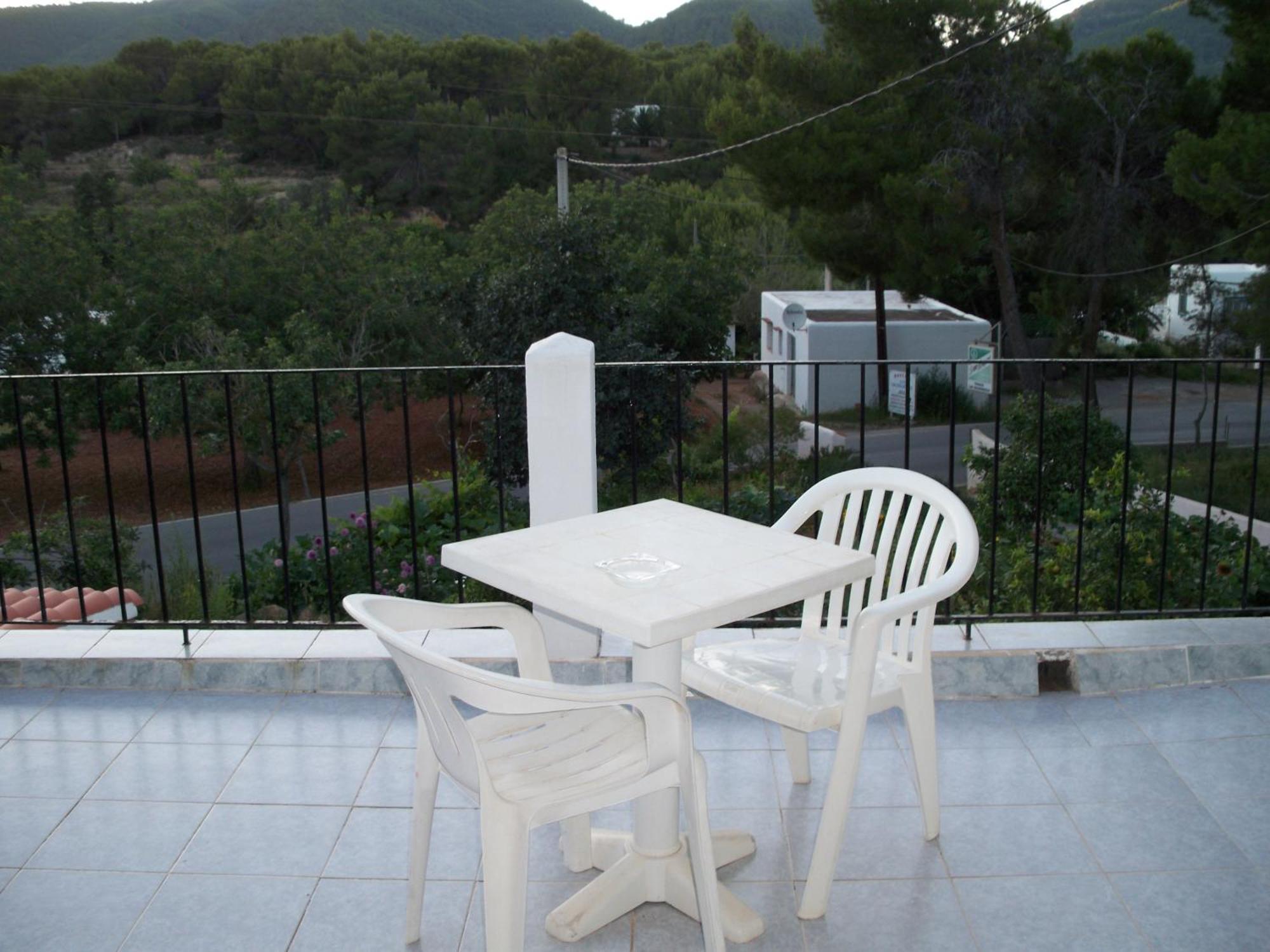 Pension Las Tres Golondrinas Playa DPlaya Des Figueral エクステリア 写真